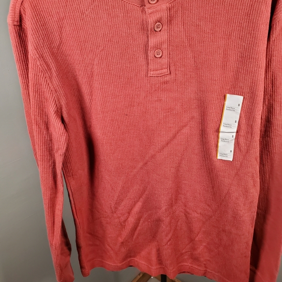 Goodfellow & Co Men's Coral Henley Long Sleeve Shirt - Picture 1 of 4